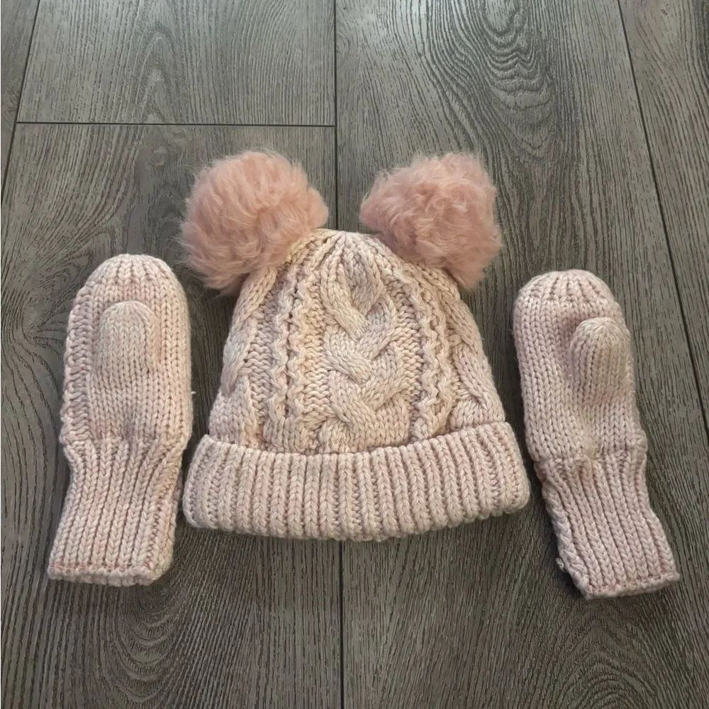 Gap baby Cozy Pink Knit Hat and Mittens Set for Kids